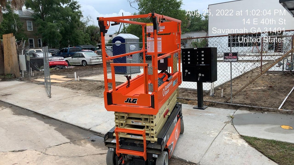 2022 JLG ES1932
