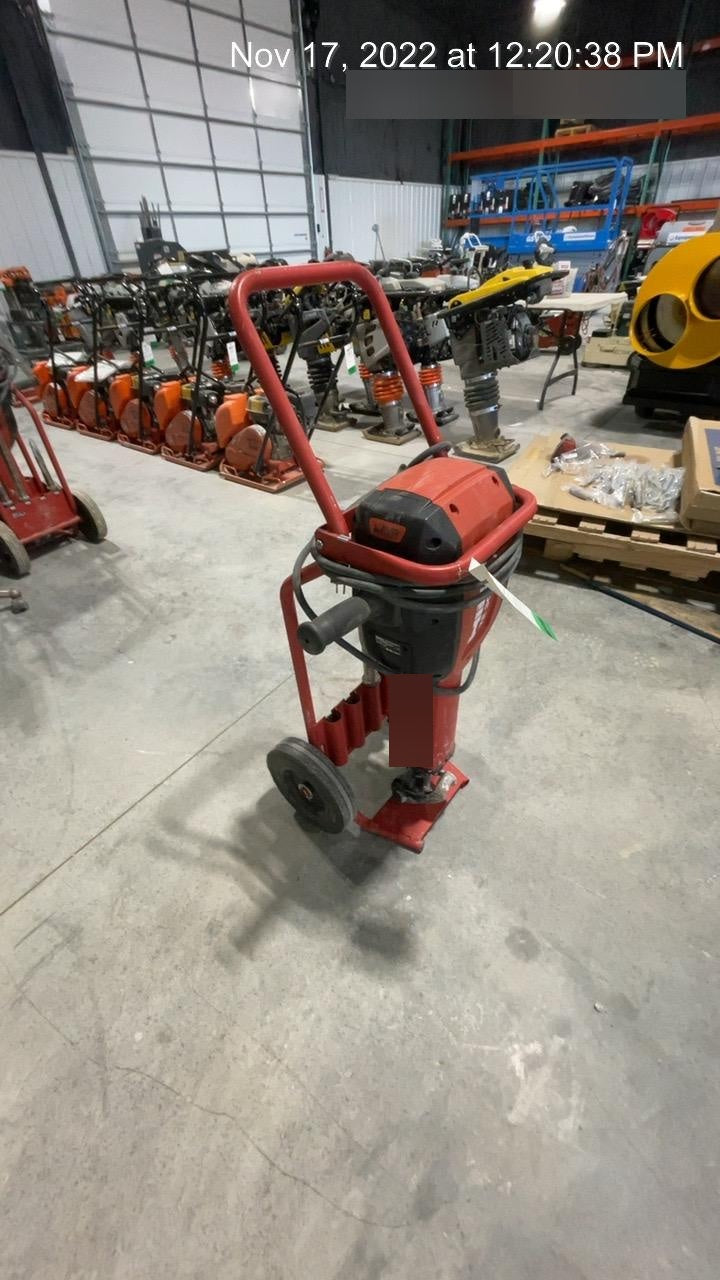 2020 HILTI TE 3000-AVR