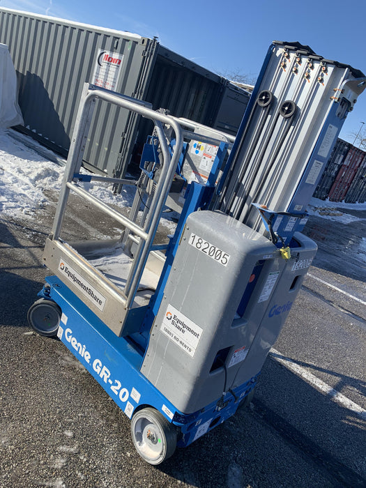 2021 GENIE GR-20