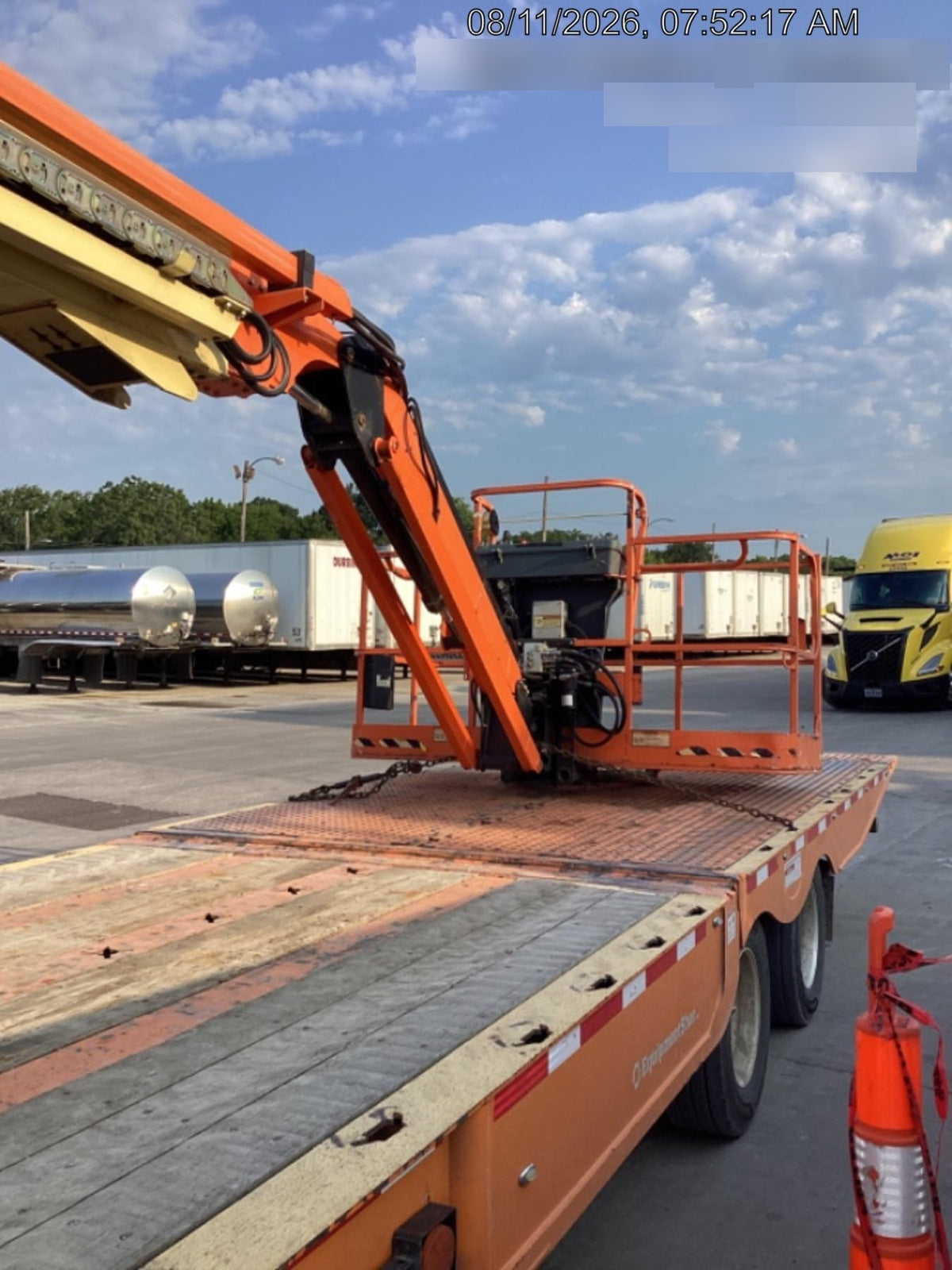 2020 JLG 660SJ
