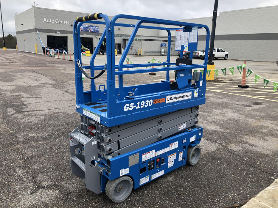 2019 Genie GS-1930 Fixed Rails with Chain Entry