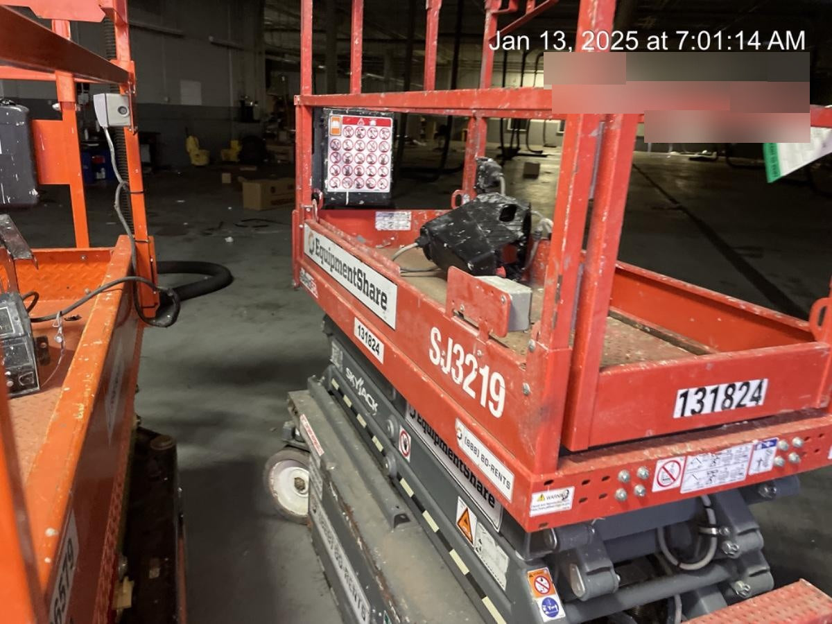2021 SKYJACK SJ3219