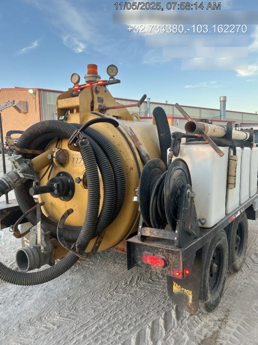 2020 VAC-TRON LP573XDT