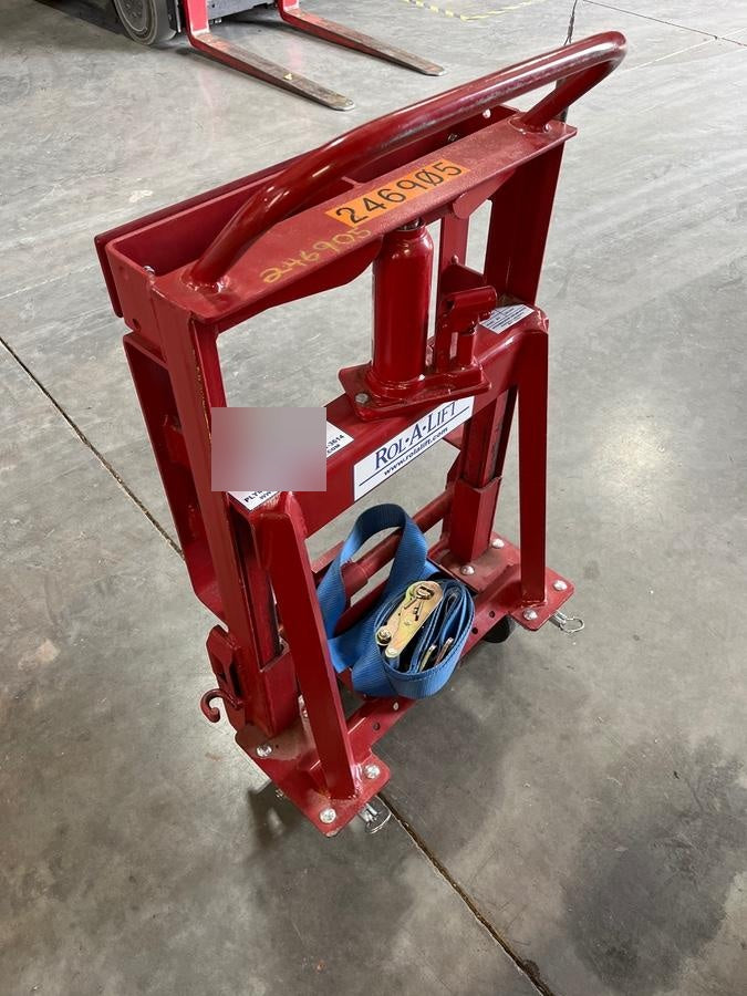 2022 ROL-A-LIFT M-6