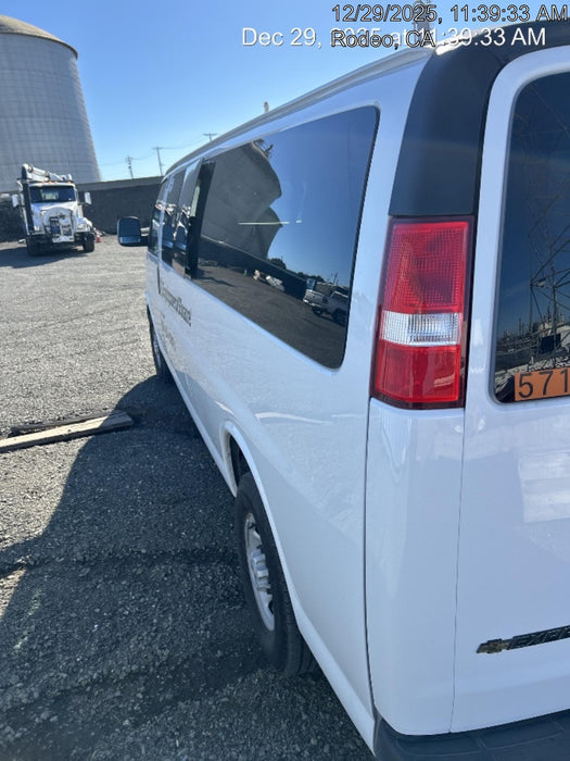 2025 CHEVROLET Express Van - Rental