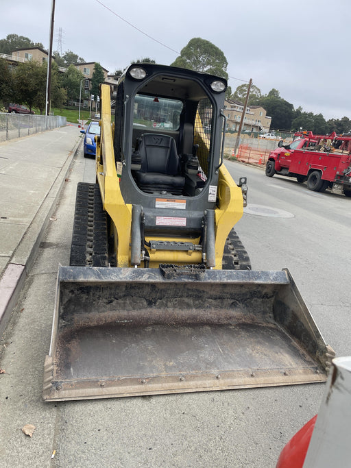 Wacker Neuson ST31 Bucket Leveling, Ride Control, Selectable EH Joystick Controls, Two Speed Drive, Variable Speed Fan	Hydraulic Coupler SSL/CTL, Bucket 75" LPSF, Bolt on Cutting Edge Assy