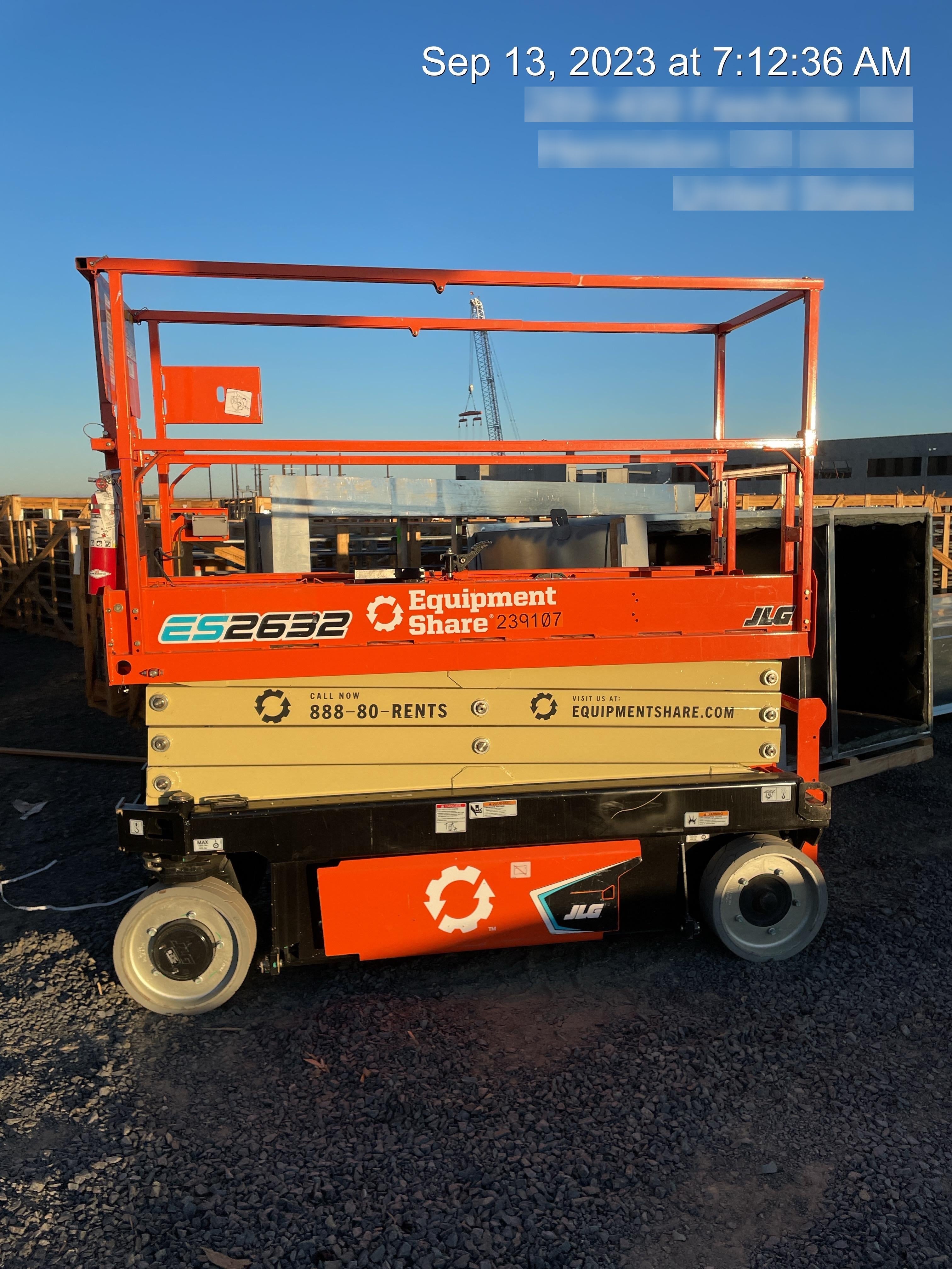 2022 JLG ES2632
