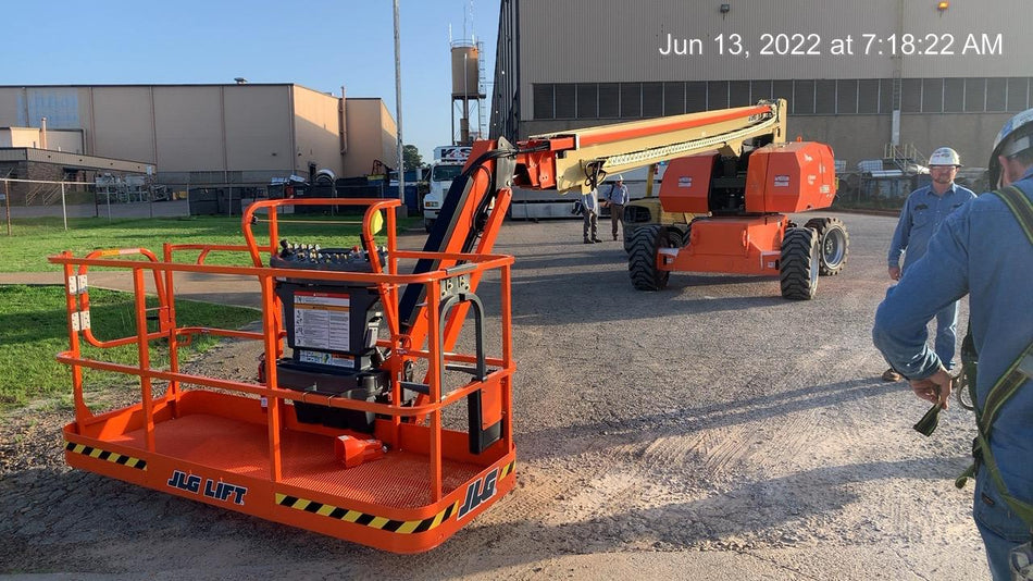 2022 JLG 860SJ