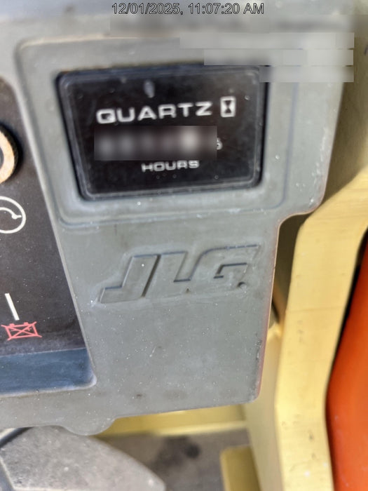 2016 JLG 1930ES Standard Options