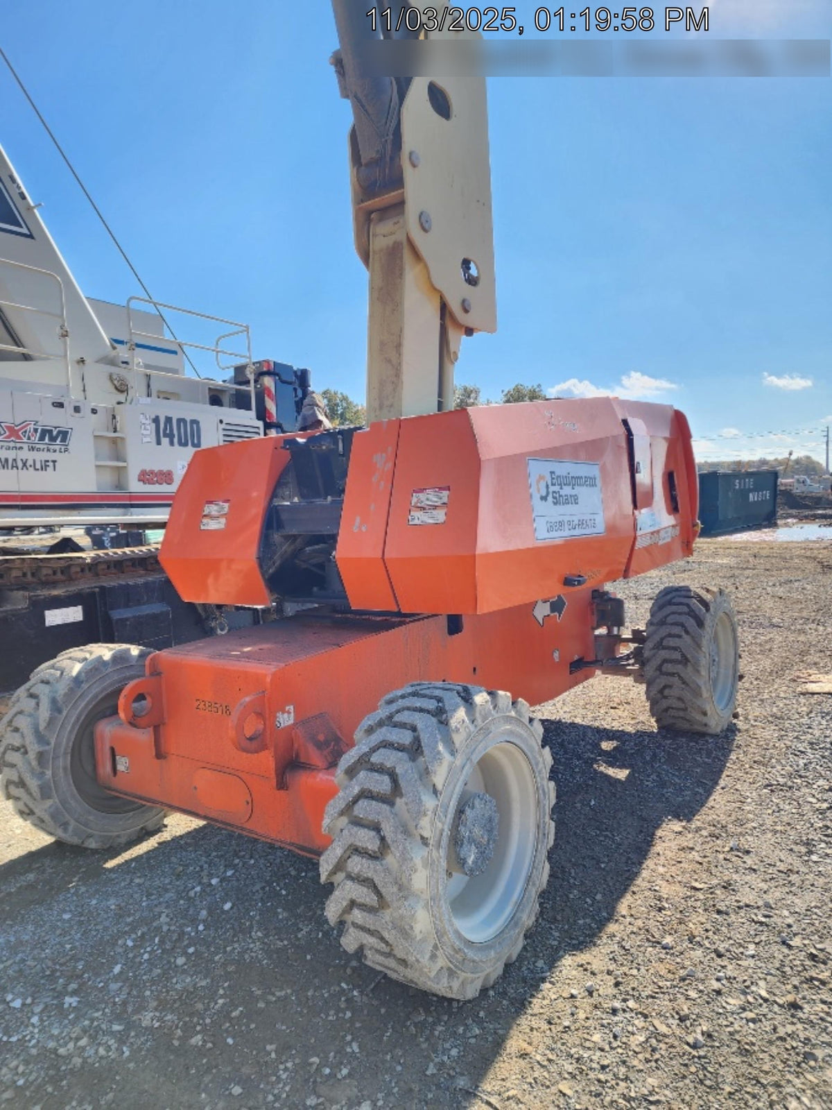 2022 JLG 860SJ