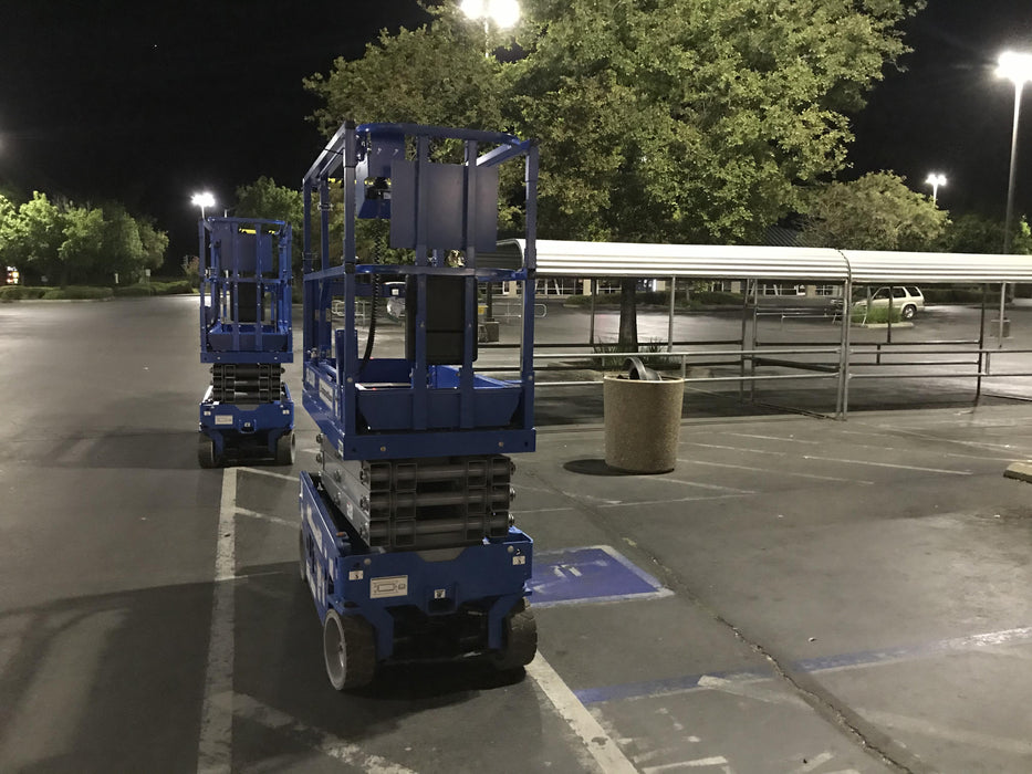 2020 Genie GS-1930 Solid Non Marking Tires, Beacon, Folding rails with half height swing gate, 800W Inverter