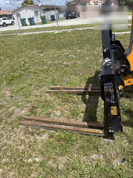 2022 JCB 510-56