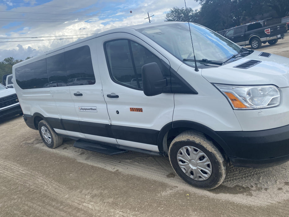 2019 FORD T3LP