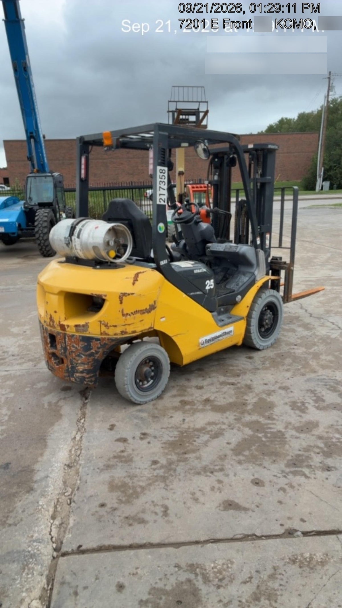 2022 KOMATSU FG25T-16