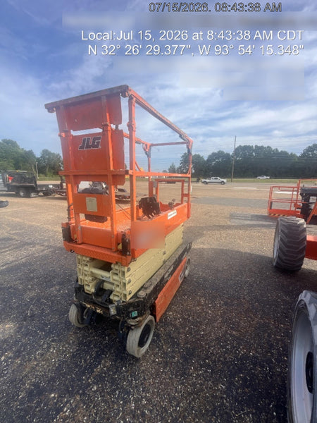 2021 JLG ES1932
