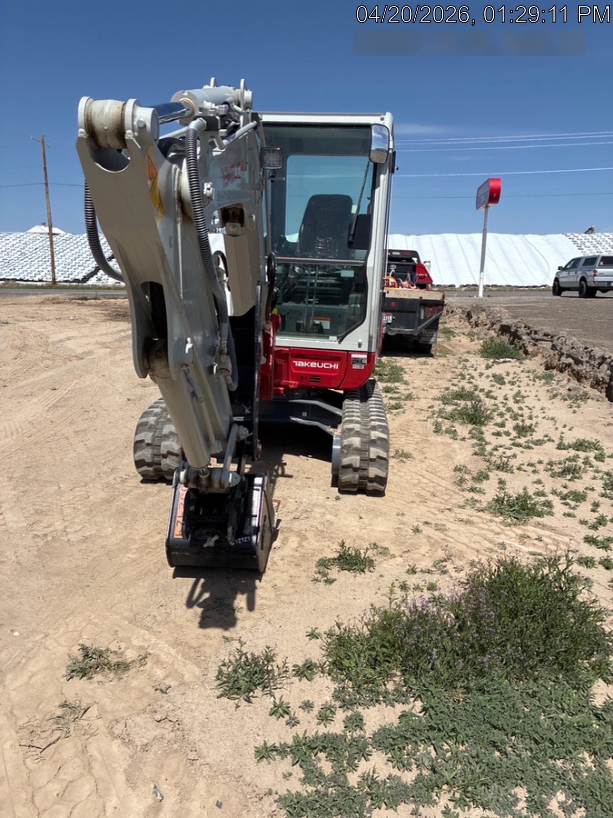 2025 TAKEUCHI 18" HD Bucket - Takeuchi