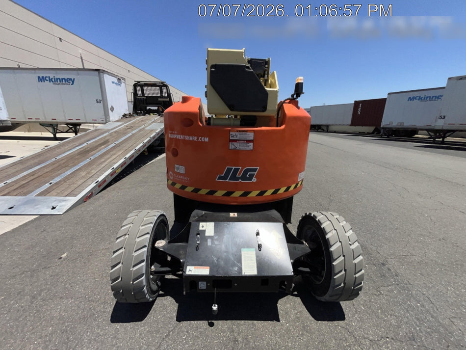 2024 JLG E450AJ