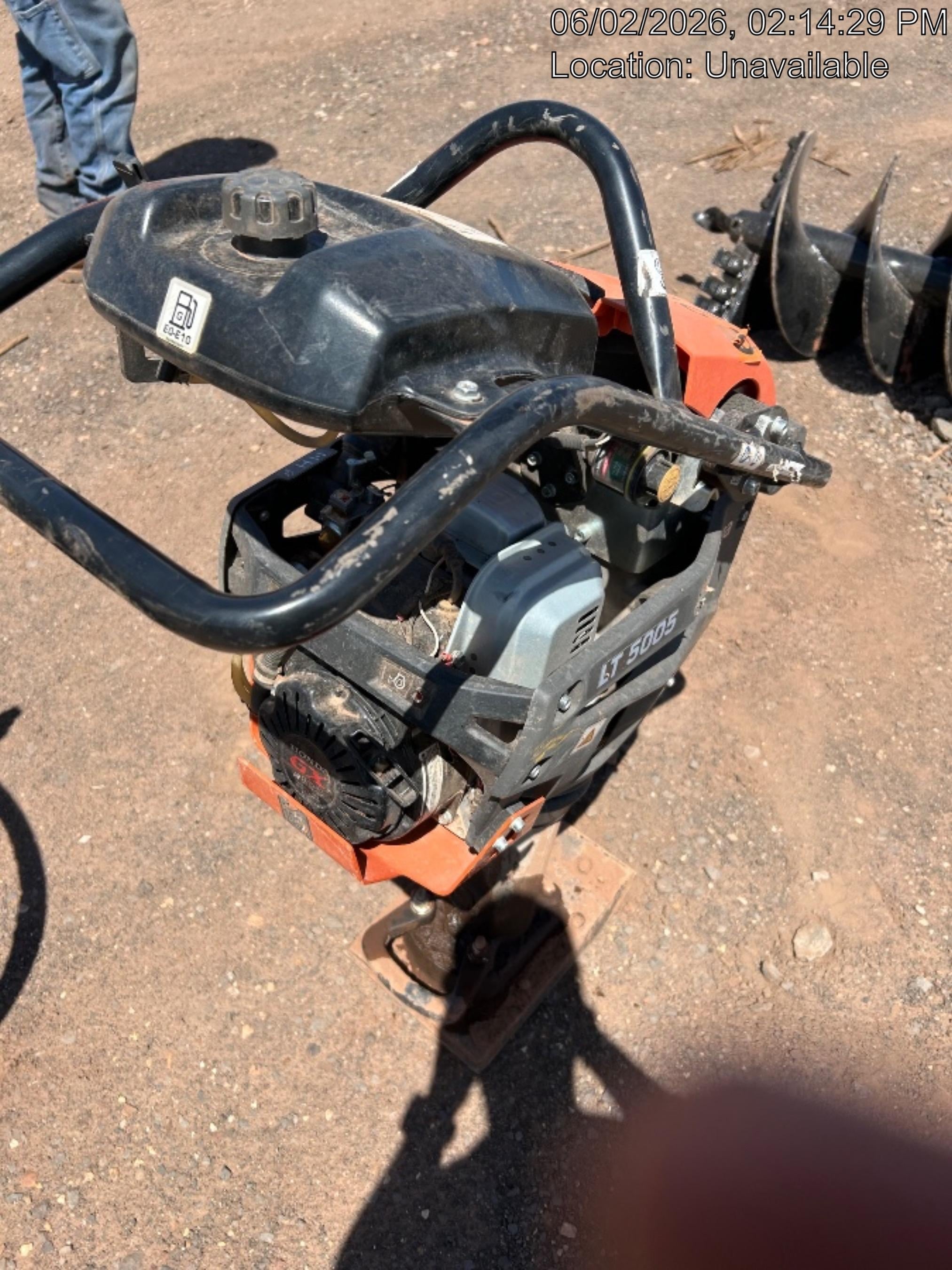 2025 HUSQVARNA LT5005