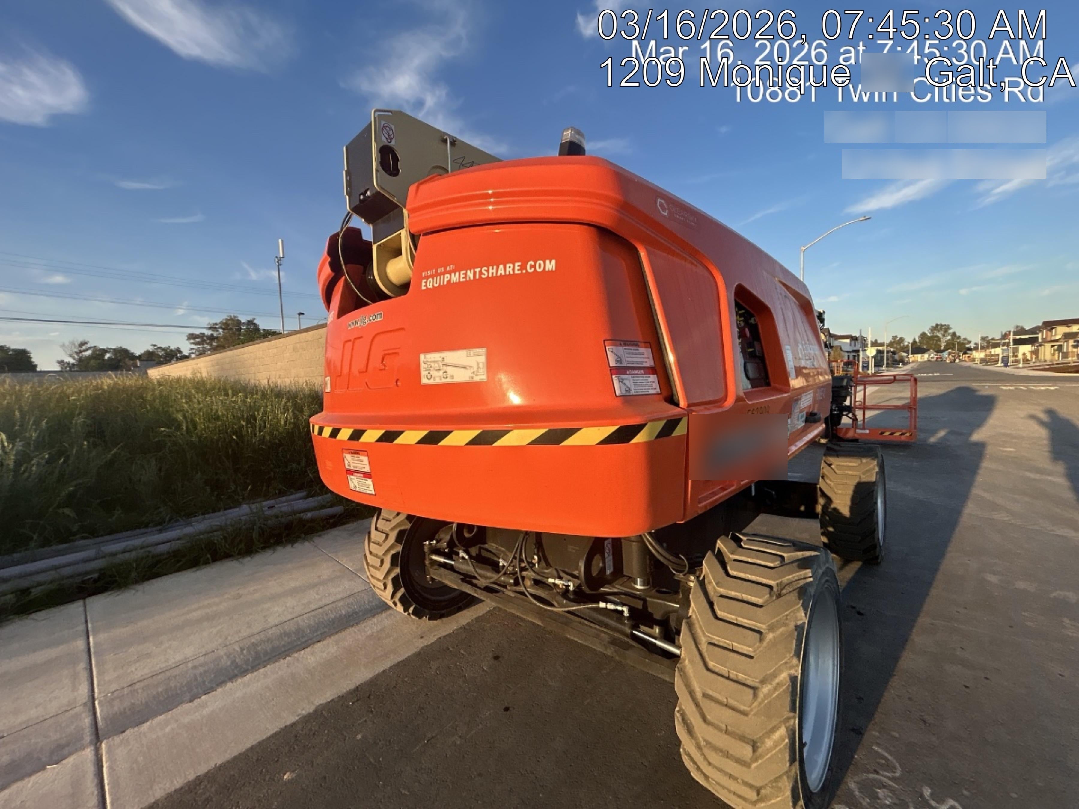 2025 JLG 660SJ