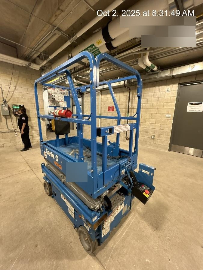 2023 GENIE GS-1432