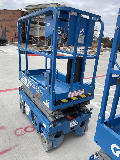 2022 GENIE GS-1432