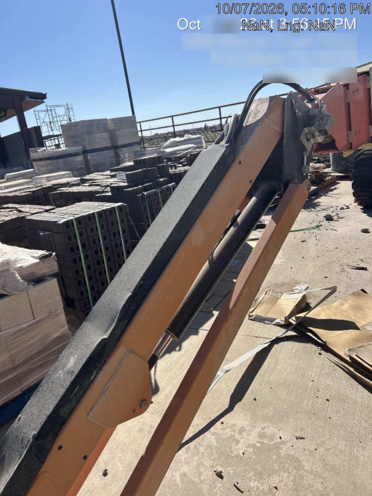 2022 JLG 660SJ