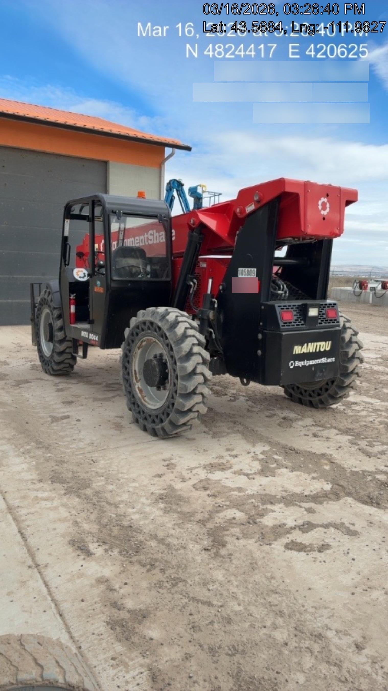 2020 MANITOU MTA8044