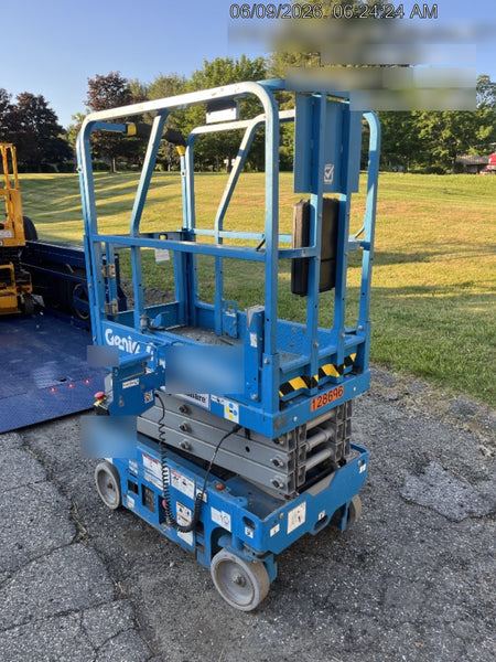 2021 GENIE GS-1330m