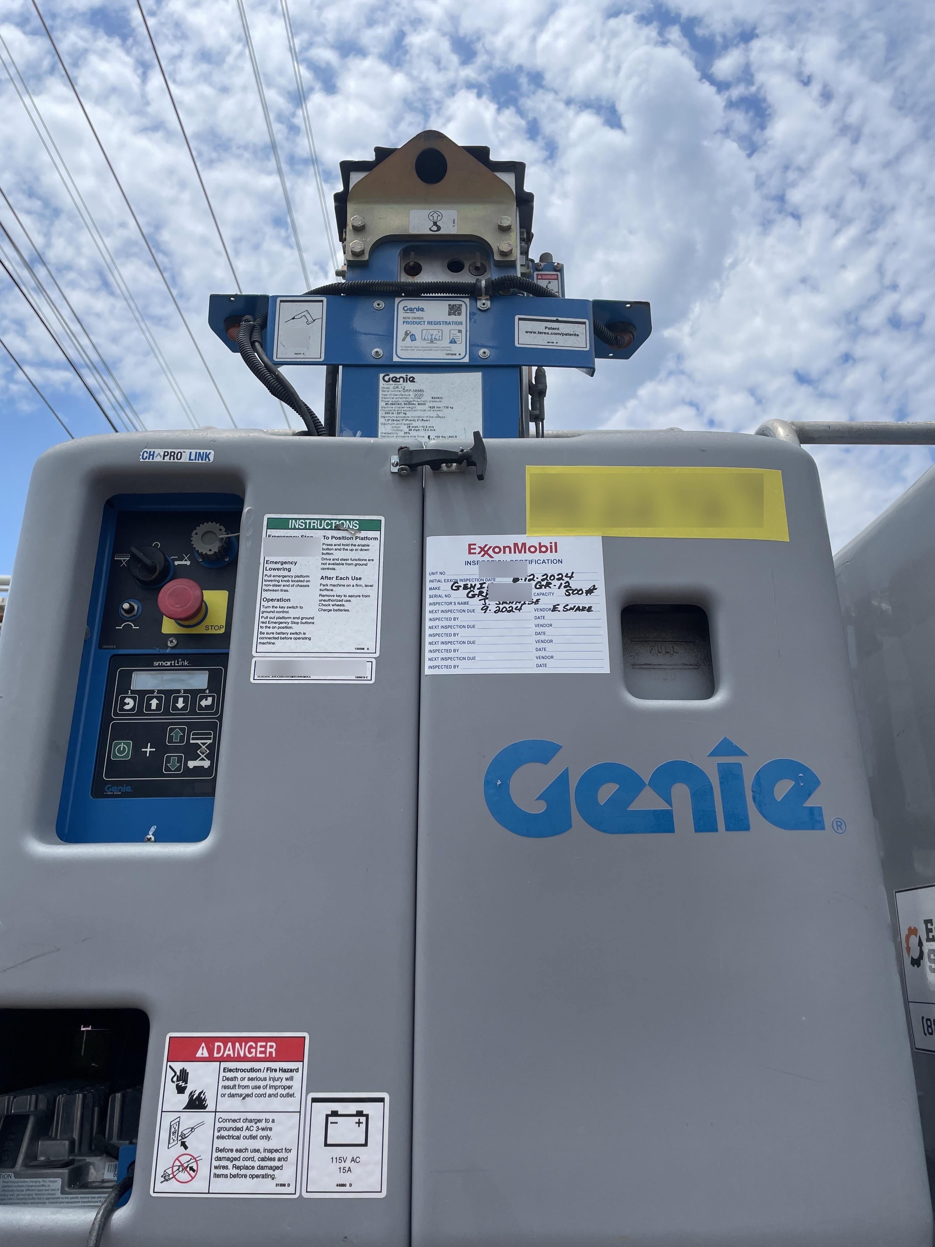 2020 GENIE GR-12