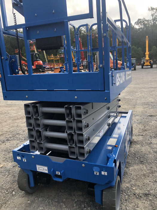 2020 Genie GS-3246 Standard, Folding full height swing gate