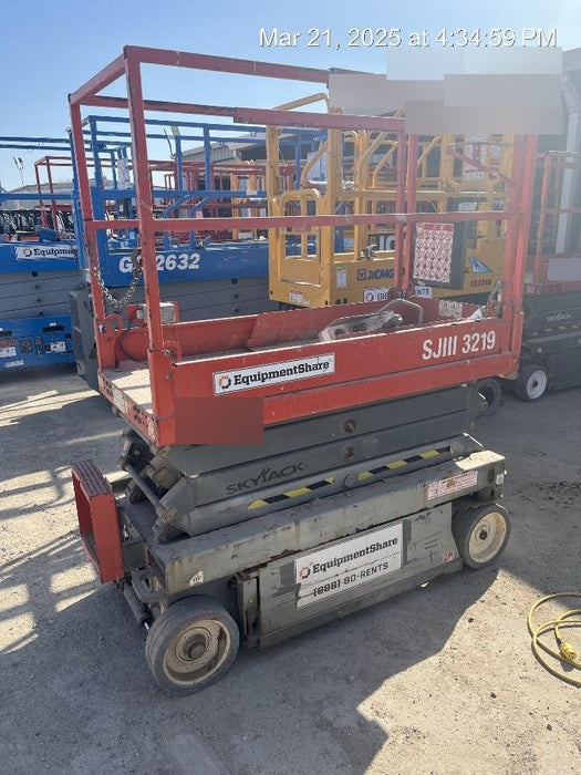 2019 Skyjack SJIII-3219 Standard Options