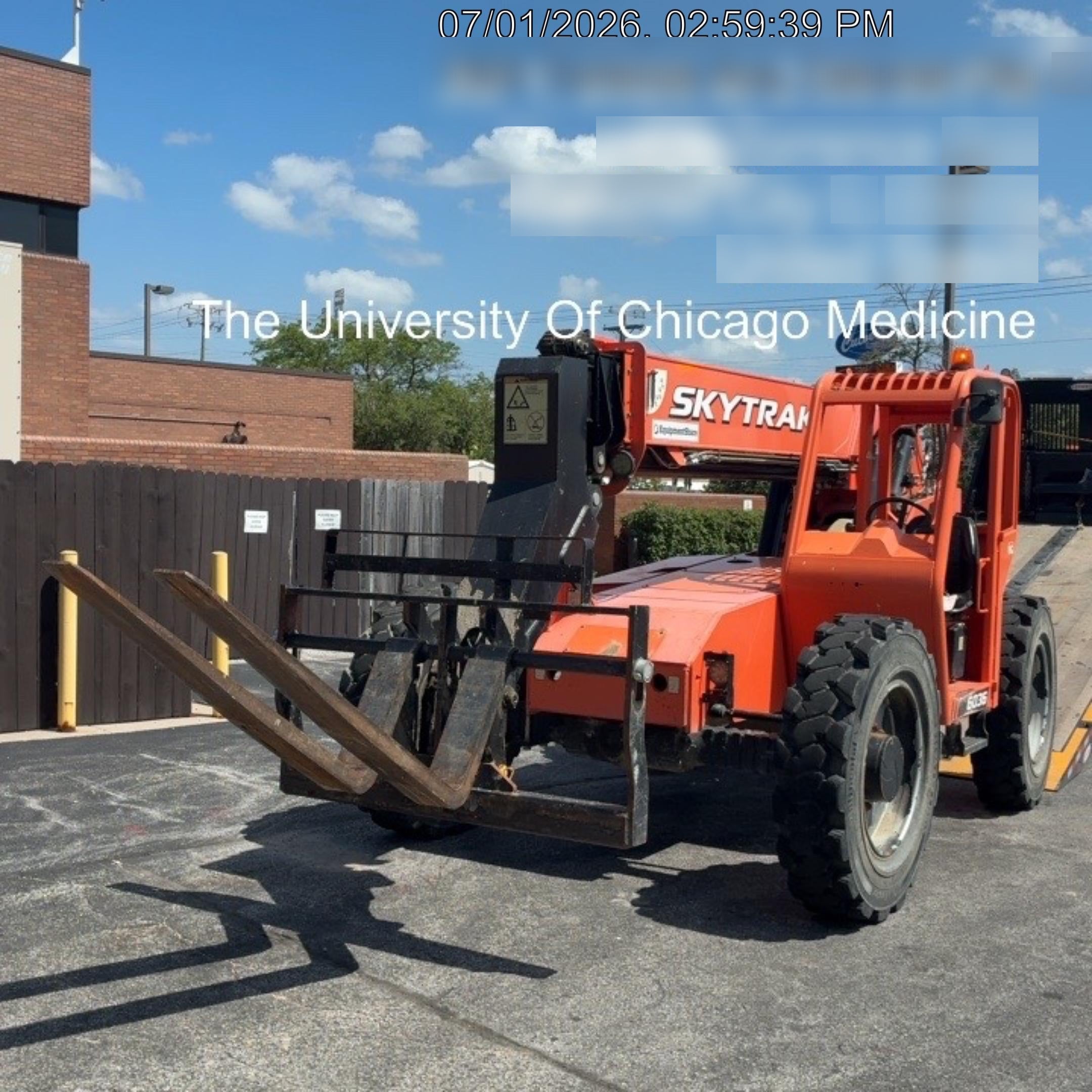 2019 Skytrak 6036 Canopy, Solid Tires, LED Work Lights, Beacon 50" Carriage, 48" Pallet Forks