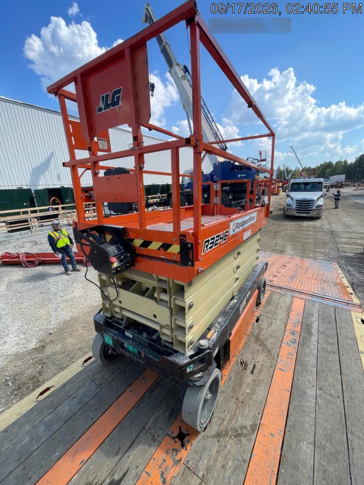 2021 JLG R3246