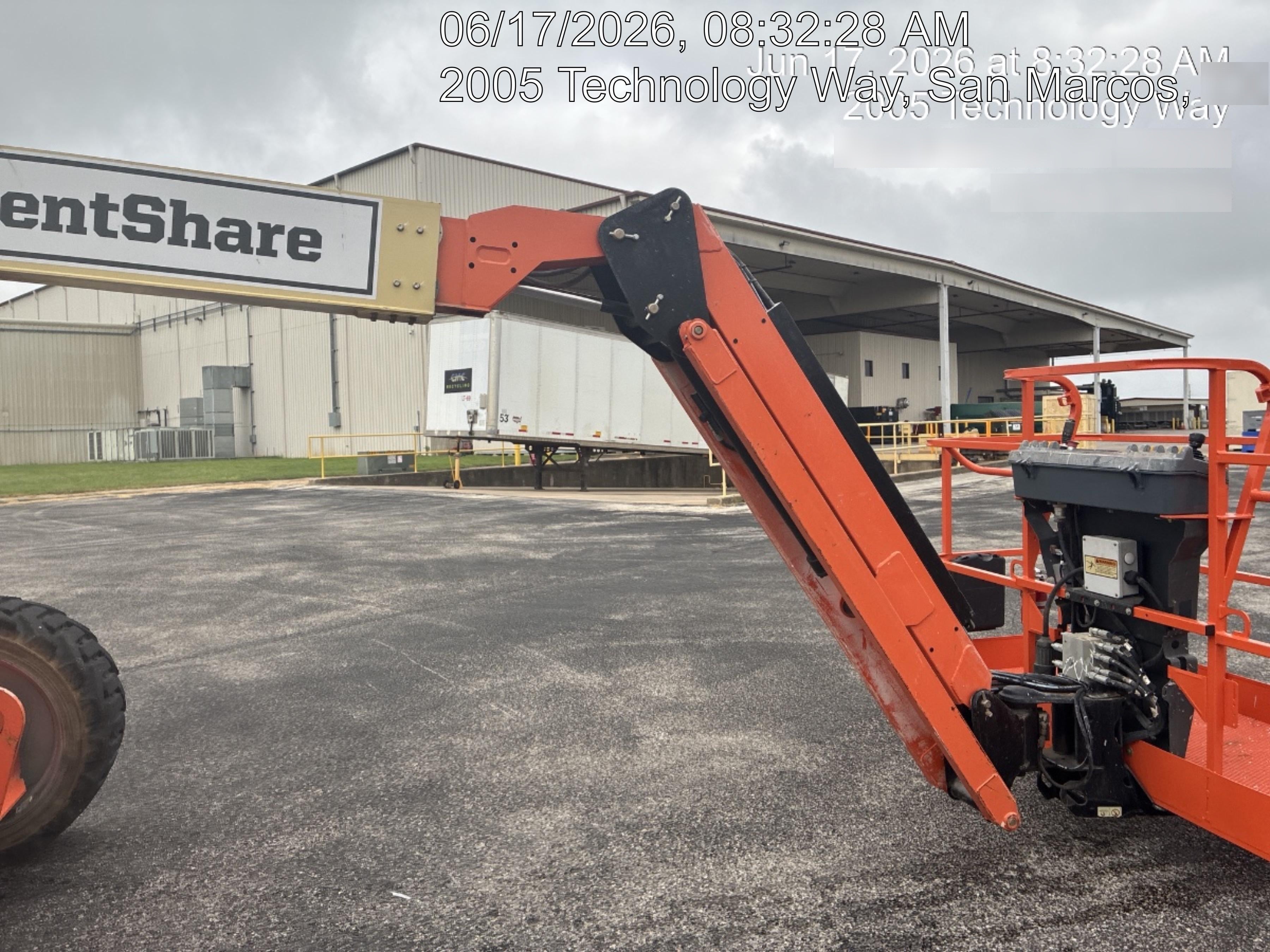 2019 JLG 600AJ