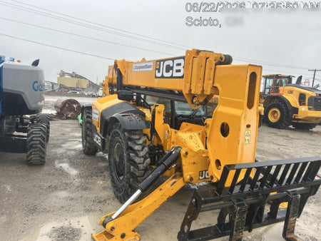 2021 JCB 510-56