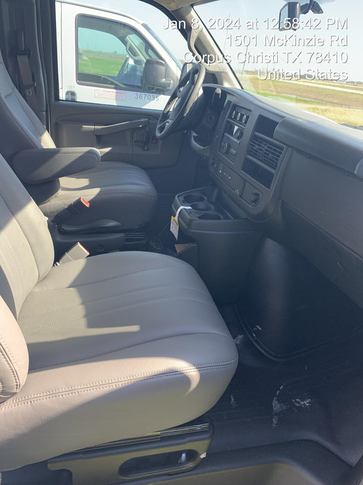 2023 CHEVROLET Express Van - Rental