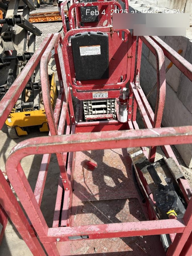 2019 MEC 1330SE Motion Alarm, Beacon, Includes MachineLink keypad and telematics device