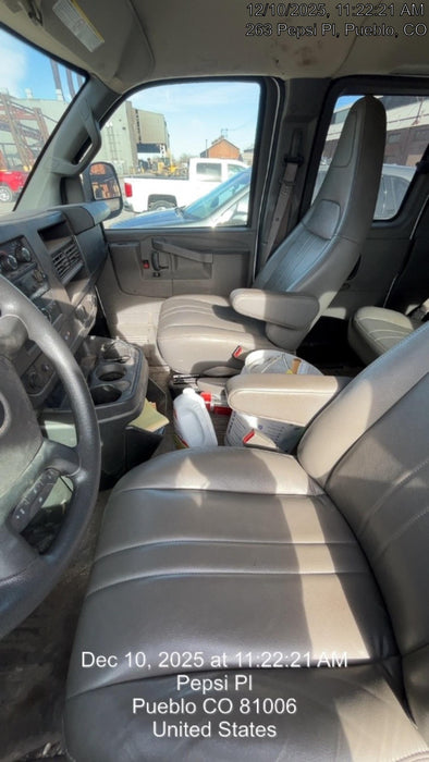 2025 CHEVROLET Express Van - Rental