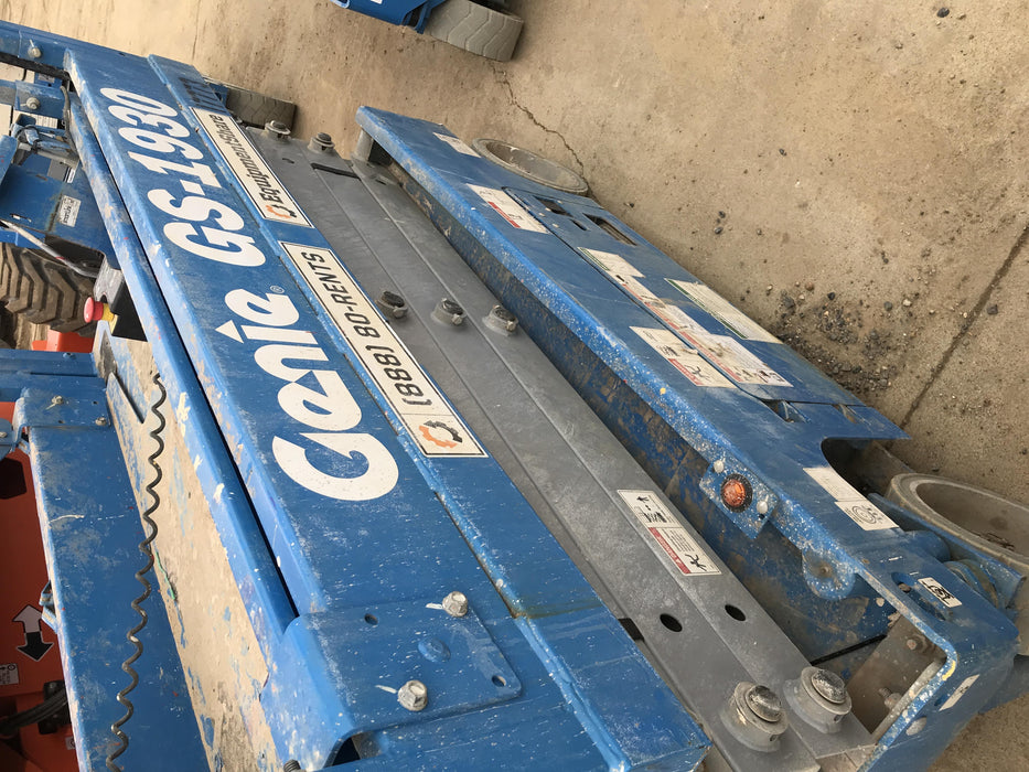 2018 Genie GS-1930 Genie GS-1930 w/Fixed Rail, Chain Entry