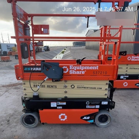 2025 JLG ES1932