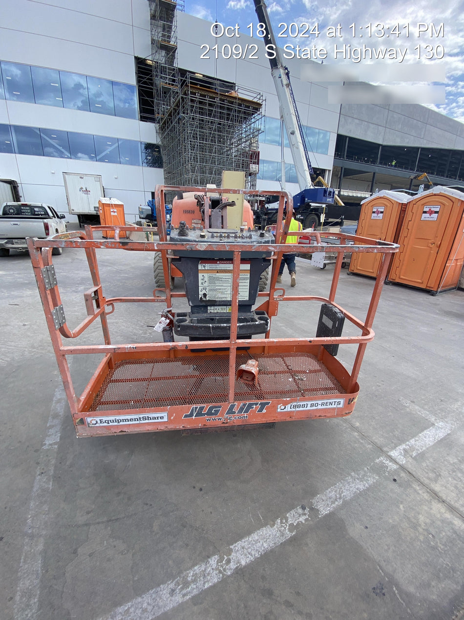 2021 JLG 450AJ