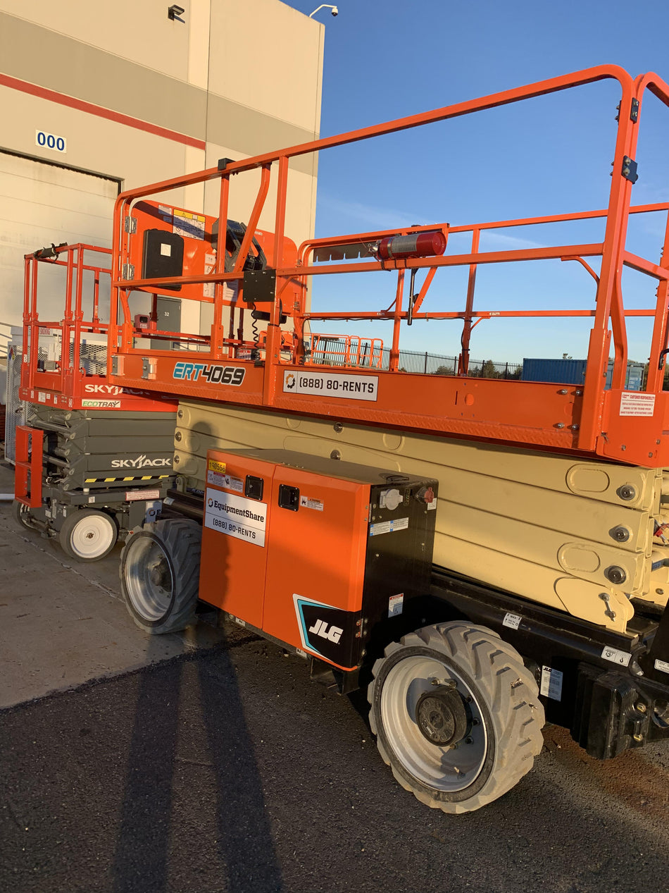 2021 JLG ERT4069