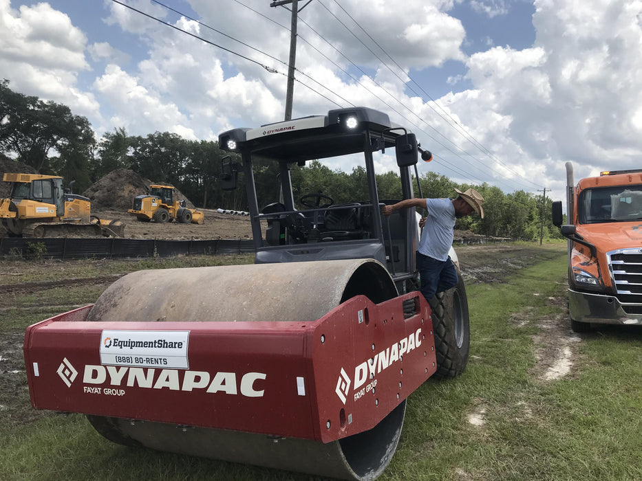 2021 DYNAPAC CA2500D