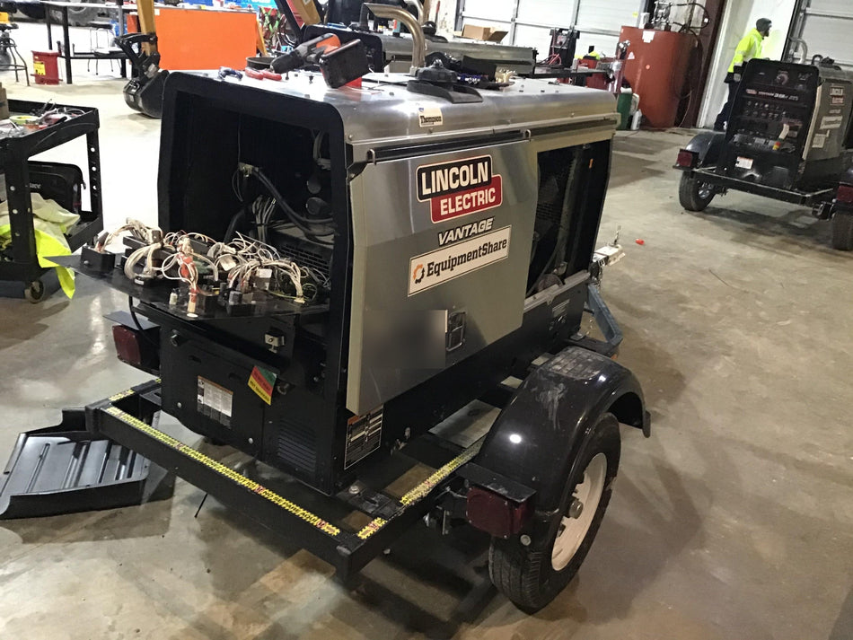 2019 Lincoln Electric Vantage 322 Ready-Pak 3, Two Wheel Trailer, Fender and Light Kit, Cable Rack