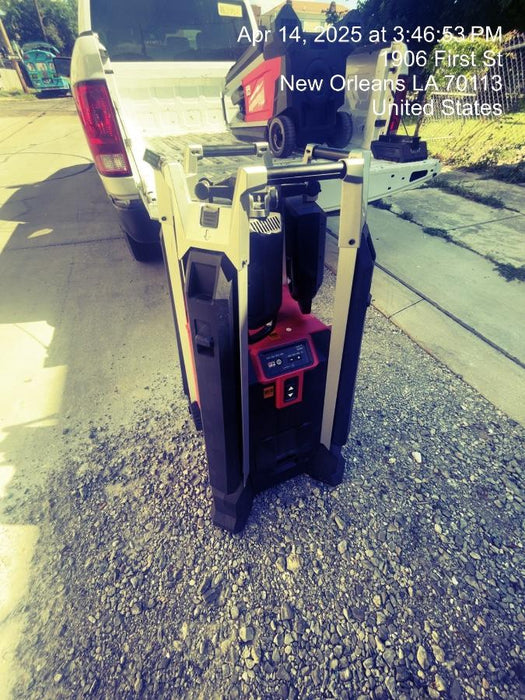 2021 MILWAUKEE MXF041-1XC