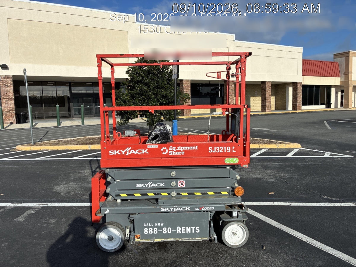 2024 Skyjack SJ3219 Electric Drive, Sld NM Tires, DBcns, RFRails, Power to Platform, T3 + Access Control