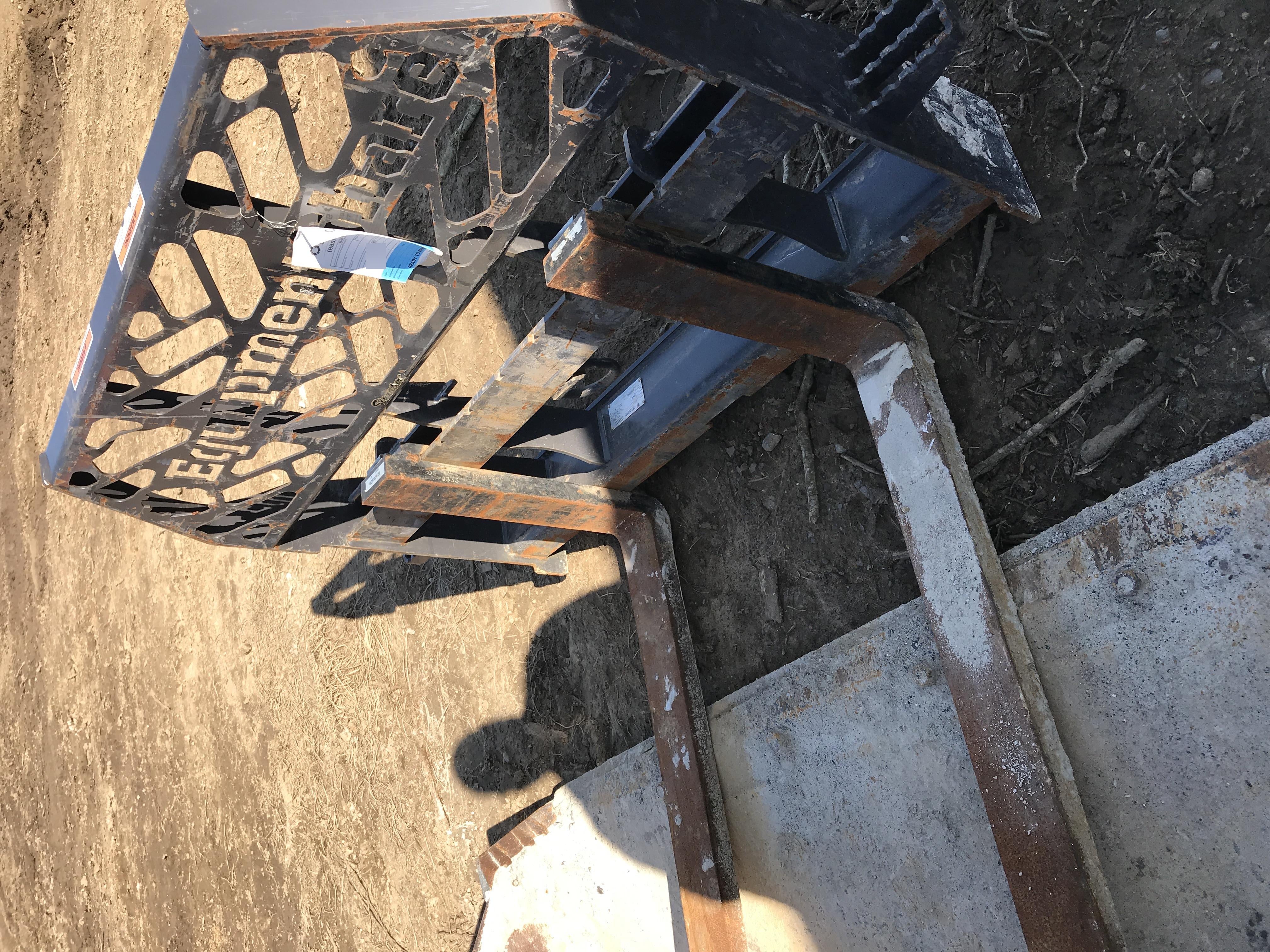 2020 PALADIN 48" Pallet Forks - Paladin