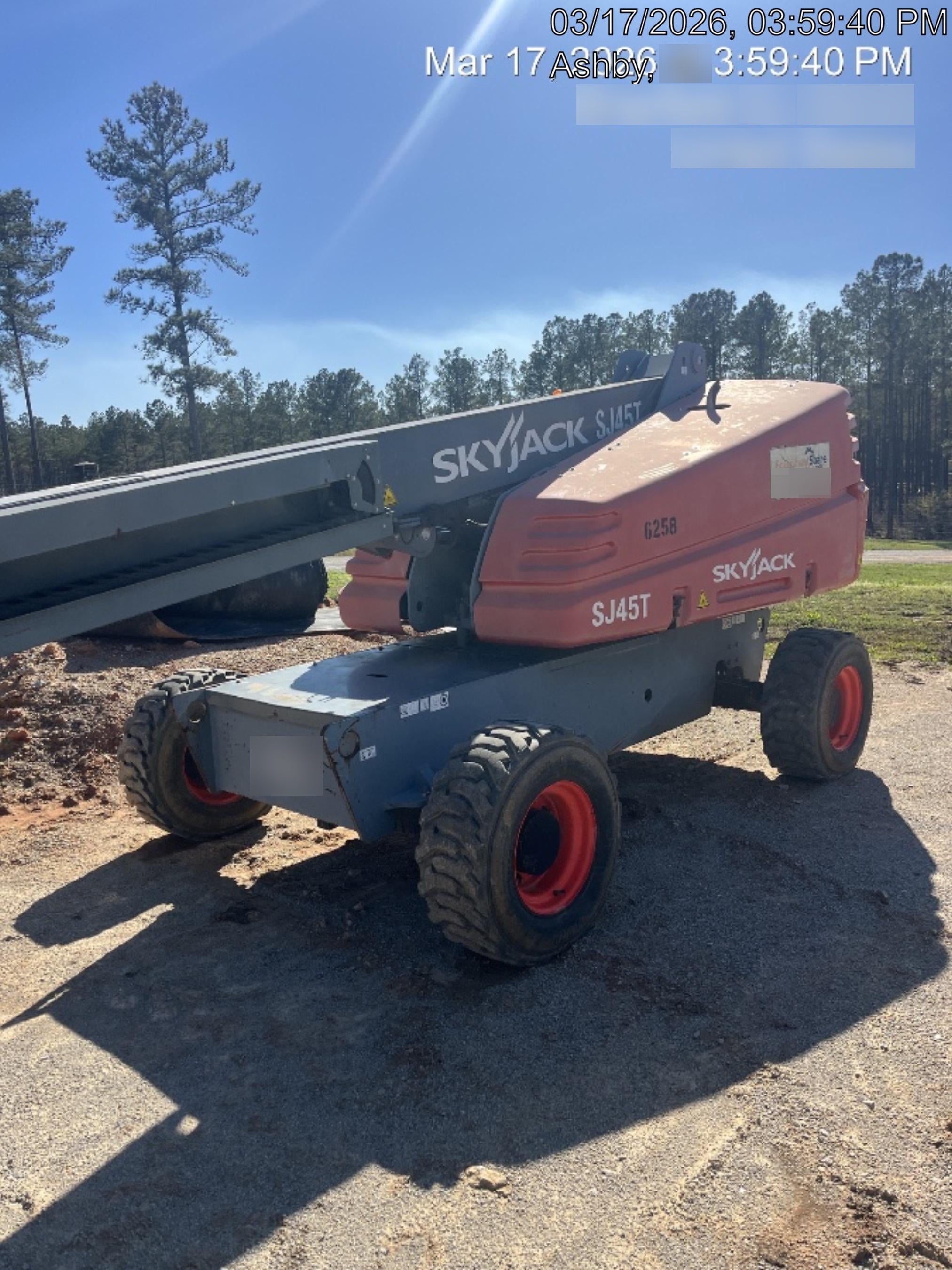 2017 SKYJACK SJ45T+