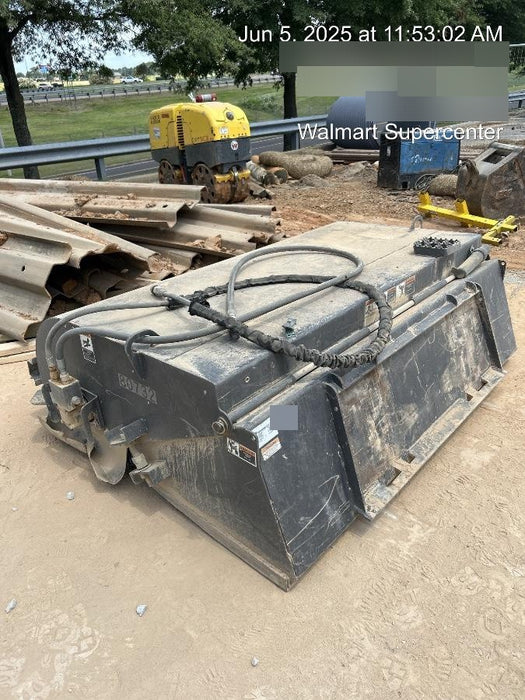 2020 PALADIN Sweepster SB72