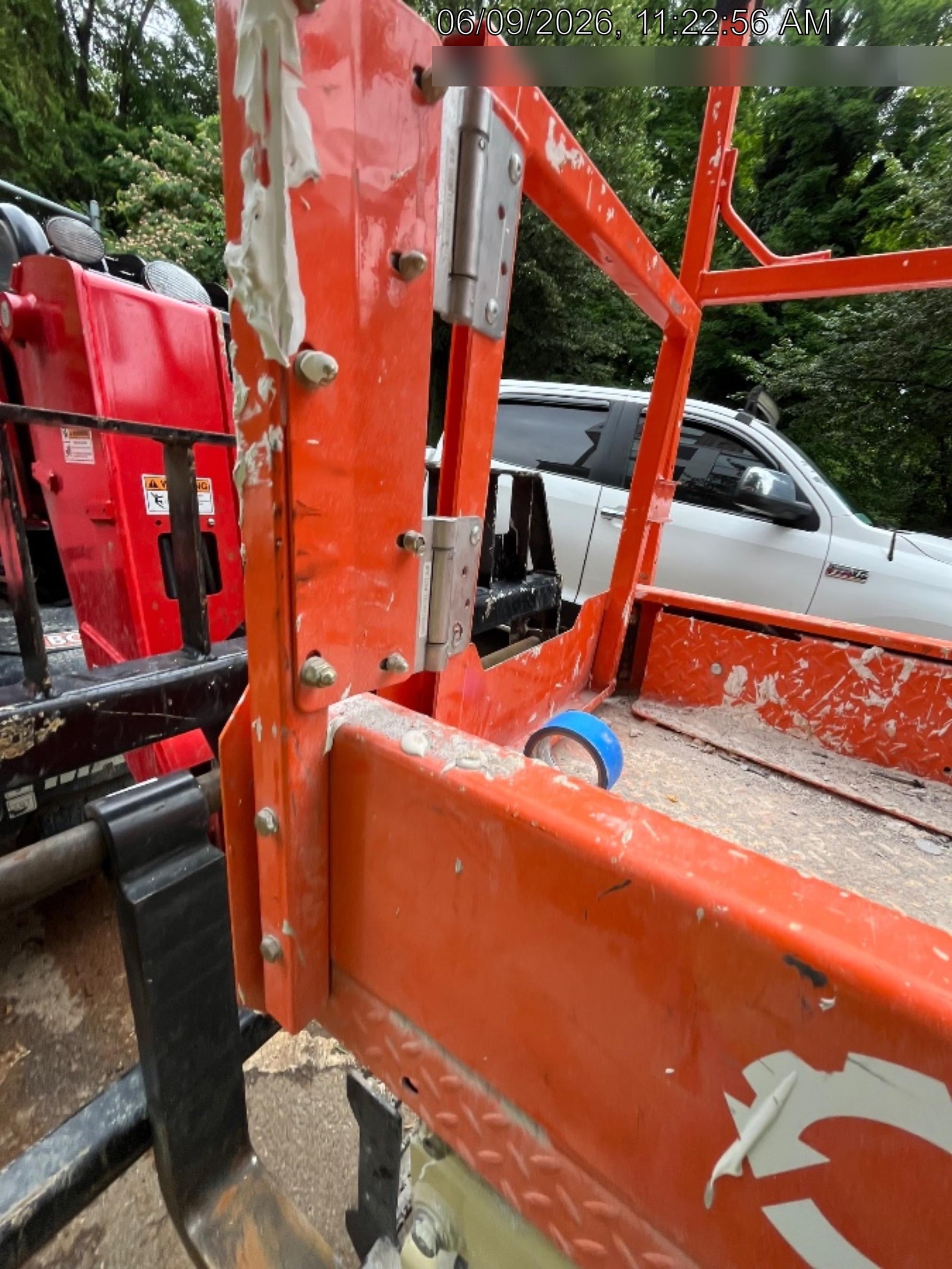 2025 JLG ES1932